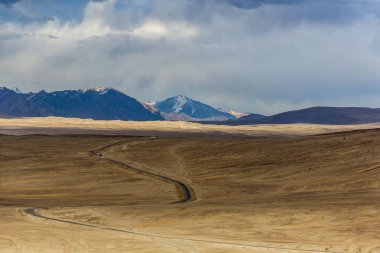 Gorno-Badakhshan Özerk Bölgesindeki Pamir Otoyolu, Tacikistan