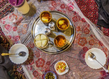 Dizi (Abgoosht), geleneksel İran güveci