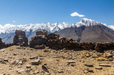 Wakhan Vadisi, Tacikistan 'daki Yamchun Kalesi