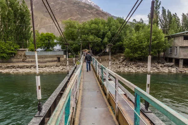 Khorog Tajikistan Mai 2018 Pont Suspendu Dessus Rivière Gunt Dans — Photo