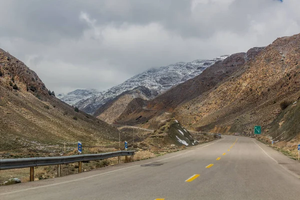Vista Nevada Invierno Carretera 875 Entre Quchan Bajgiran Irán —  Fotos de Stock