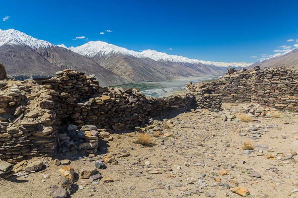 Wakhan Vadisi, Tacikistan 'daki Yamchun Kalesi