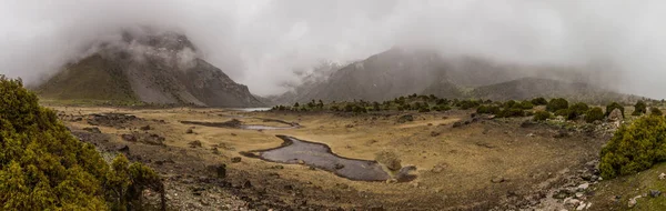 Куликалонские Озера Горах Фанна — стоковое фото