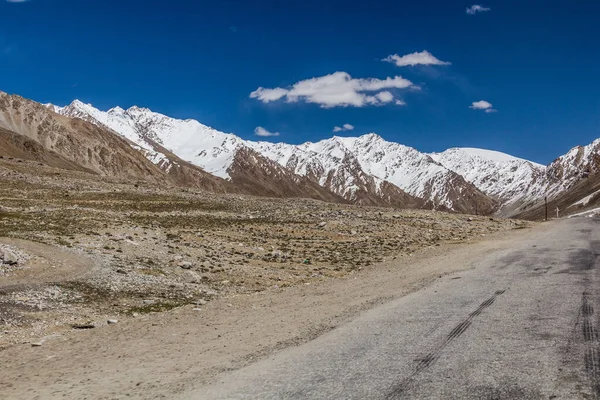 Estrada Pamir Região Autónoma Gorno Badakhshan Tajiquistão — Fotografia de Stock