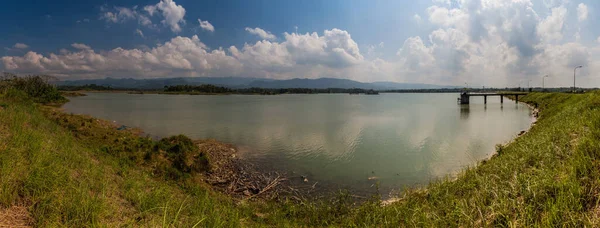 Pilar Dam Reservatório Ilha Bohol Filipinas — Fotografia de Stock