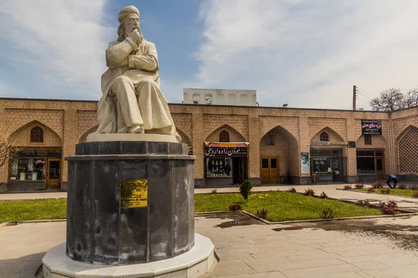Ardabil Iran April 2018 Статуя Шейха Сафі Дін Ардабілі Ардабілі — стокове фото