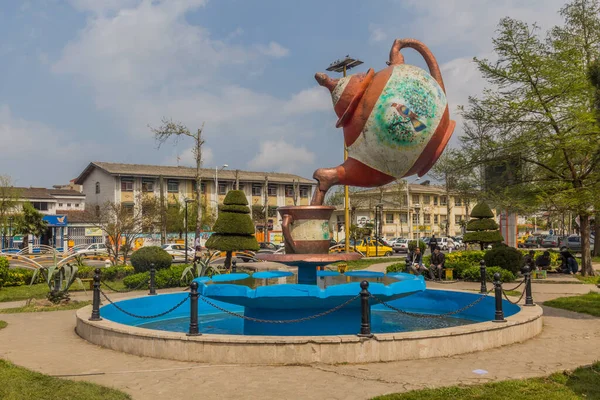 Lahijan Iran April 2018 View Tea Pot Monument Lahijan Gilan — Stock Photo, Image