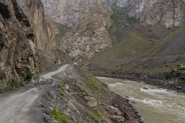Řeka Panj Pyandzh Mezi Tádžikistánem Afghánistánem Pamir Highway Silnice Vytesaná — Stock fotografie
