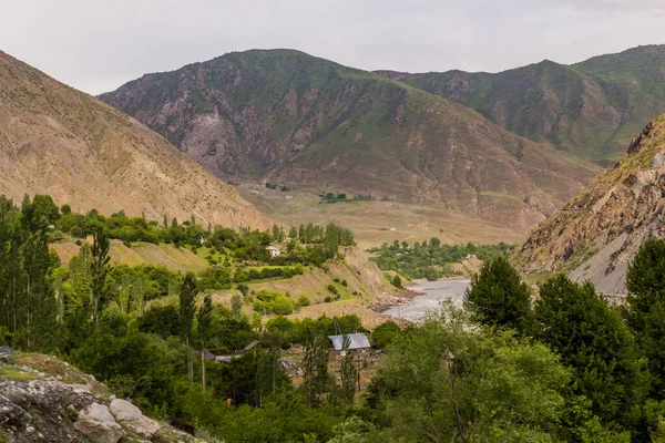 Ποταμός Panj Pyandzh Μεταξύ Τατζικιστάν Και Αφγανιστάν — Φωτογραφία Αρχείου