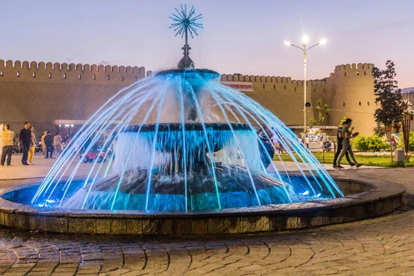 Khujand Tajikistan Mai 2018 Fontaine Illuminée Dans Parc Central Khujand — Photo