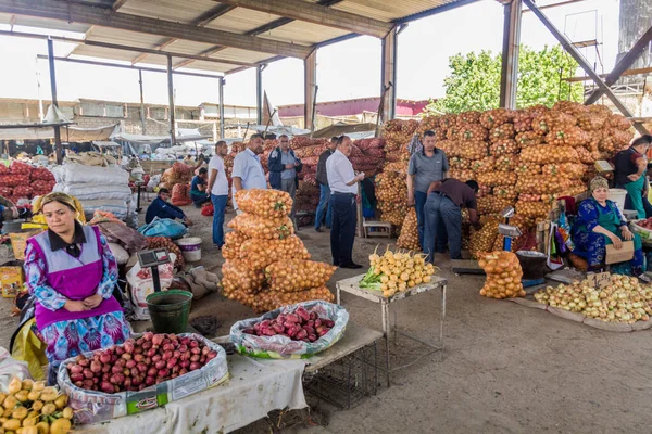 Khujand Tajikistan Lehet 2018 Hagyma Eladó Panchsanbe Panjshanbe Bazár Piacon — Stock Fotó