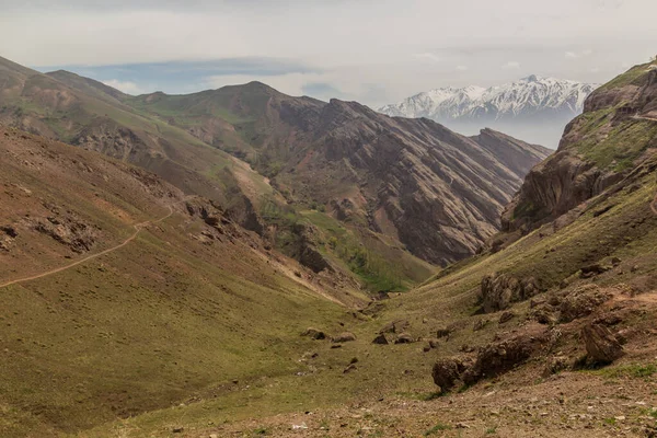 イランのアラムート渓谷の眺め — ストック写真