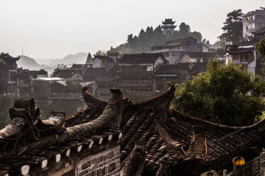 Furong Zhen kasabasının ufuk çizgisi, Hunan bölgesi, Çin
