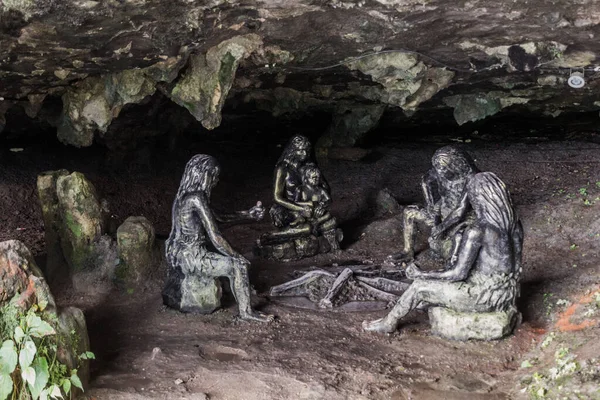 Furong Zhen China Agosto 2018 Esculturas Personas Prehistóricas Una Cueva — Foto de Stock