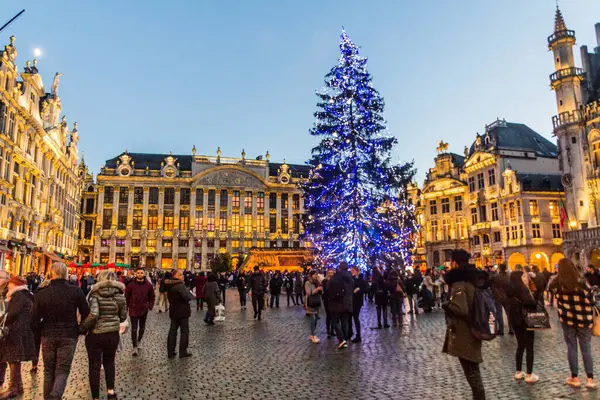 Bruselas Bélgica Diciembre 2018 Vista Nocturna Grand Place Grote Markt — Foto de Stock