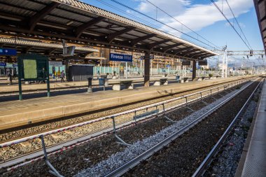 FLORENCE, İtalya - 22 EKİM 2018: Floransa, İtalya 'daki Rifredi tren istasyonu