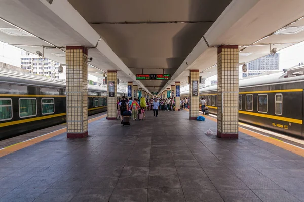 Changsha Cina Agosto 2018 Piattaforma Della Stazione Ferroviaria Changsha Provincia — Foto Stock