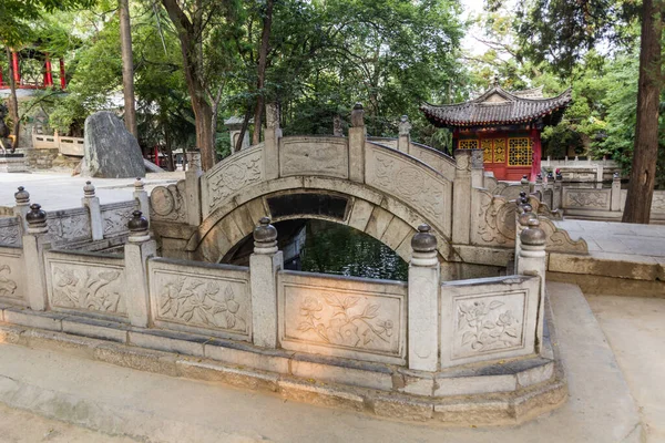 Brug Jade Spring Temple Bij Ingang Van Hua Shan Berg — Stockfoto