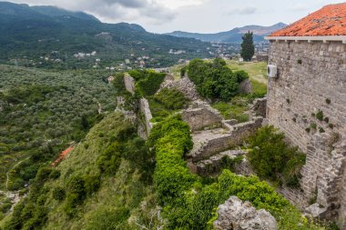 Karadağ 'daki Stari Bar antik bir yerleşim yerinin kalıntıları