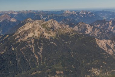 Zugspitze, Almanya 'dan Wetterstein dağlarının manzarası