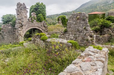 Karadağ 'daki Stari Bar antik bir yerleşim yerinin kalıntıları
