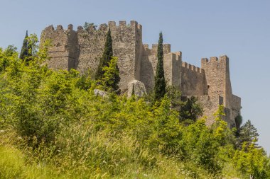 Bosna-Hersek 'in Mostar kenti yakınlarındaki Blagaj Kalesi (Stjepan-grad)