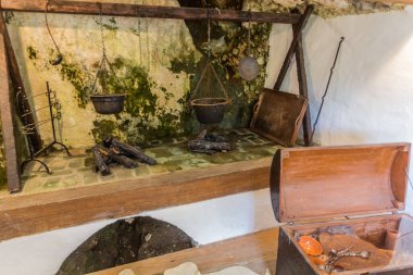 PREDJAMA, SLOVENIA - 17 Mayıs 2019: Predjama Şatosu, Slovenya