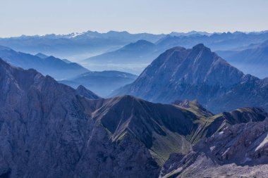 Zugspitze, Almanya 'dan görünen dağların silueti