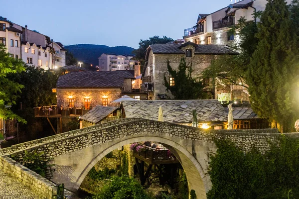 Vista Nocturna Del Puente Kriva Cuprija Mostar Bosnia Herzegovina —  Fotos de Stock