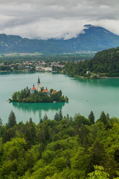 공중에서 Bled Lake Pilgrige Church Assumption Maria Slovenia — 스톡 사진