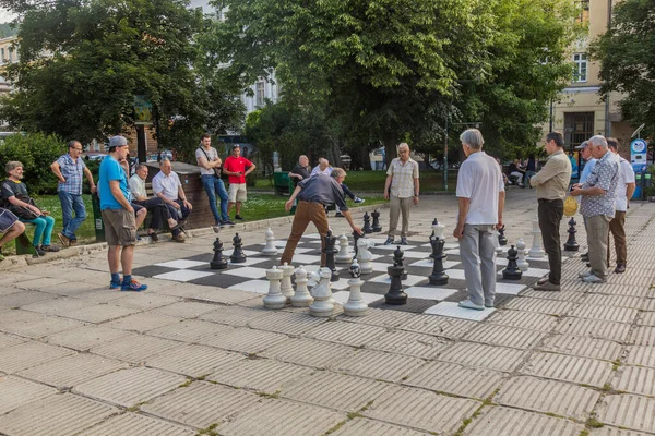 Sarajevo Bosnia Herzegovina June 2019 People Play Giant Chess Park — Stock Photo, Image