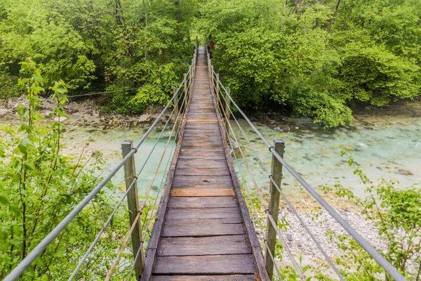 Puente Colgante Sobre Río Koritnica Cerca Del Pueblo Bovec Eslovenia — Foto de Stock