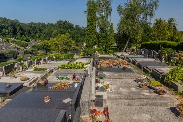 Zagreb Kroatia Czerwca 2019 Widok Cmentarz Mirogoj Zagrzebiu Chorwacja — Zdjęcie stockowe