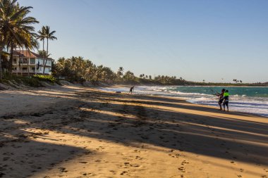 CABARETE, DOMINICAN REPUBLIC - 13 ARALIK 2018: Cabarete Plajı, Dominik Cumhuriyeti