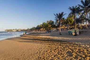 CABARETE, DOMINICAN REPUBLIC - 13 ARALIK 2018: Cabarete Plajı, Dominik Cumhuriyeti