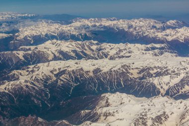 Kırgızistan 'daki Tian Shan dağlarının hava manzarası