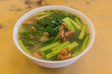 Sabah, Malezya 'da kızarmış et ve sebzeli çorba.