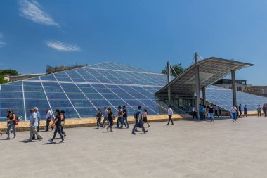 BAKU, AZERBAIJAN - 20 Haziran 2018: Bakü, Azerbaycan 'daki Icherisheher metro istasyonu