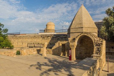 Bakü, Azerbaycan 'daki Shirvanshahs Sarayı' nın avlusu.