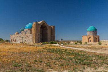 Türkistan, Kazakistan 'daki Rabia Sultan Begim ve Khoja Ahmed Yasawi mozolesi