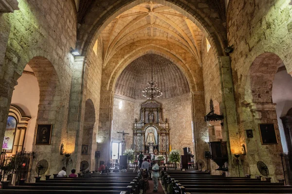 Santo Domingo Republika Dominiczna Listopad 2018 Wnętrze Kościoła Mercedes Santo — Zdjęcie stockowe