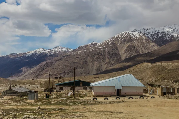 Village Dans Vallée Rivière Gunt Dans Les Montagnes Pamir Tadjikistan — Photo