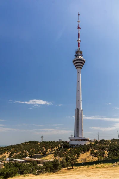 Torre Bakú Azerbaiyán — Foto de Stock