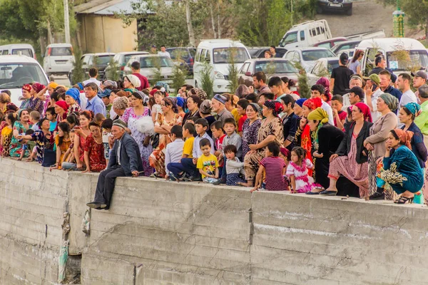 Penjikent Tajikistan May 2018 Crowds People Watch Anvar Sanaev Concert — Stock Photo, Image