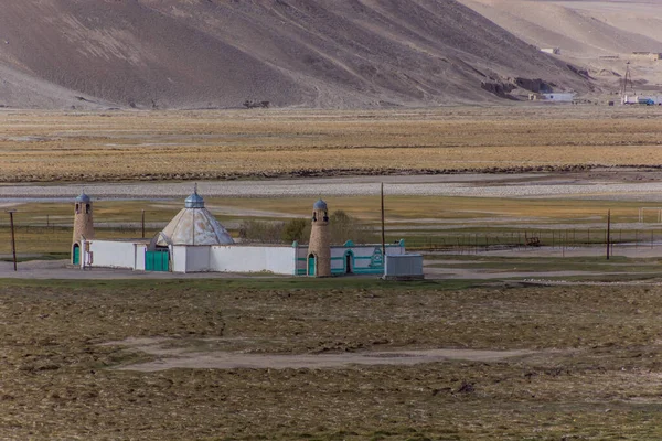 Мечеть Возле Села Мургаб Горно Бадахшанской Автономной Области Таджикистана — стоковое фото