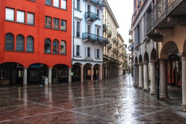 Lugano şehir merkezinin mimarisi