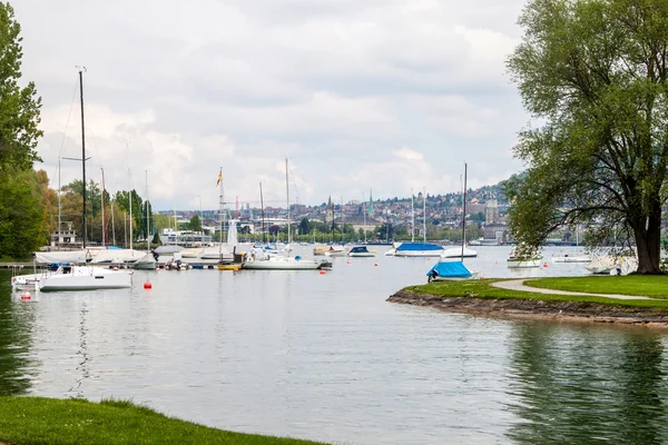 Zeilboten in Zürich lake — Stockfoto