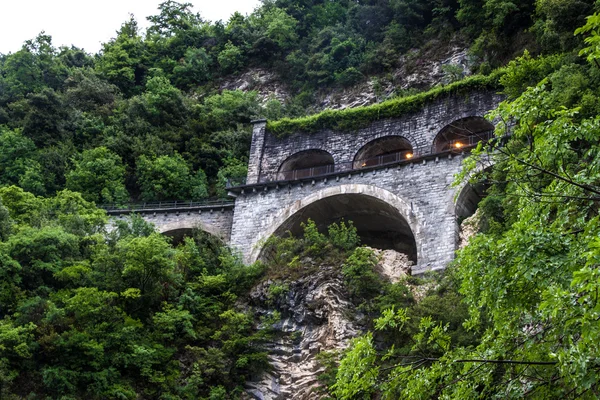 Strada di montagna — Foto Stock