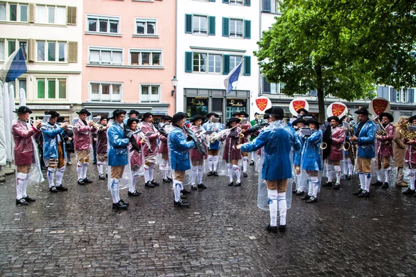 Desfile tradicional de primavera de gremios en Zurich — Foto de Stock