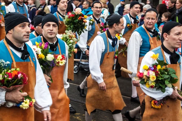 Desfile tradicional de primavera de gremios en Zurich — Foto de Stock